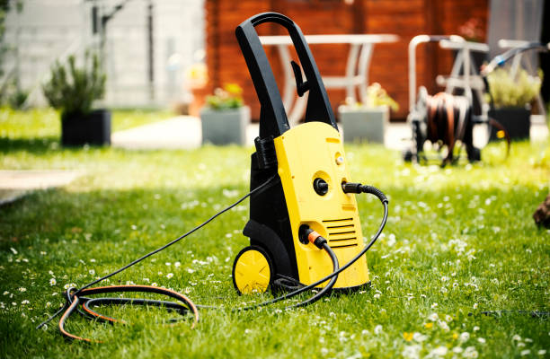 Post-Construction Pressure Washing in Mediapolis, IA